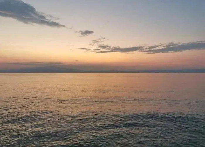 Дом отдыха Navy House